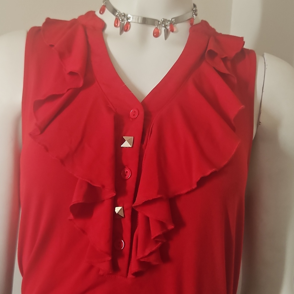 Red Ruffle Top Goth - Picture 8 of 10